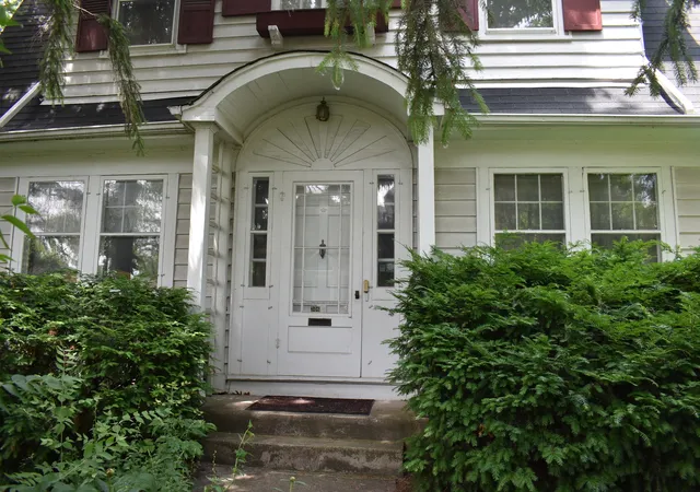 Homes for sale in Elmhurst, IL | 306 N Maple Ave, Elmhurst, IL 60126 | MLS# 12677097