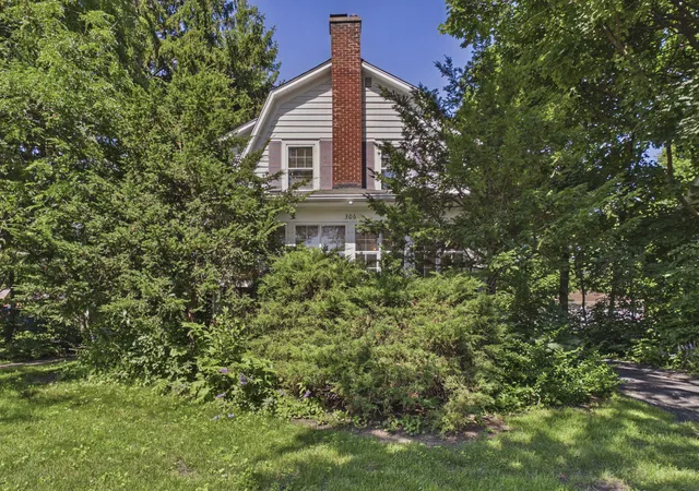 Homes for sale in Elmhurst, IL | 306 N Maple Ave, Elmhurst, IL 60126 | MLS# 12677097