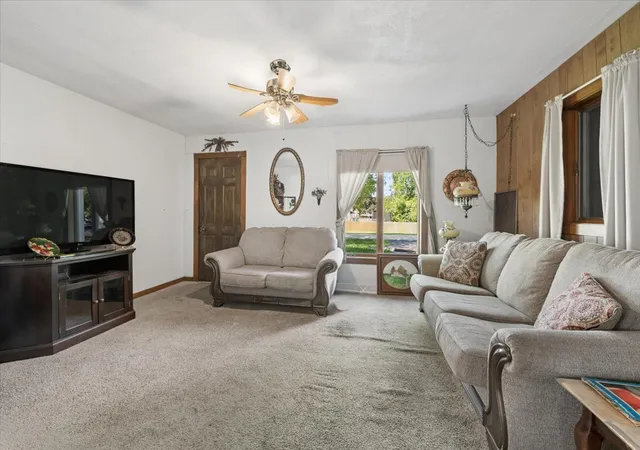 Homes for sale in Joliet, IL | 2504 Commonwealth Ave, Joliet, IL 60435 | MLS# 12677138