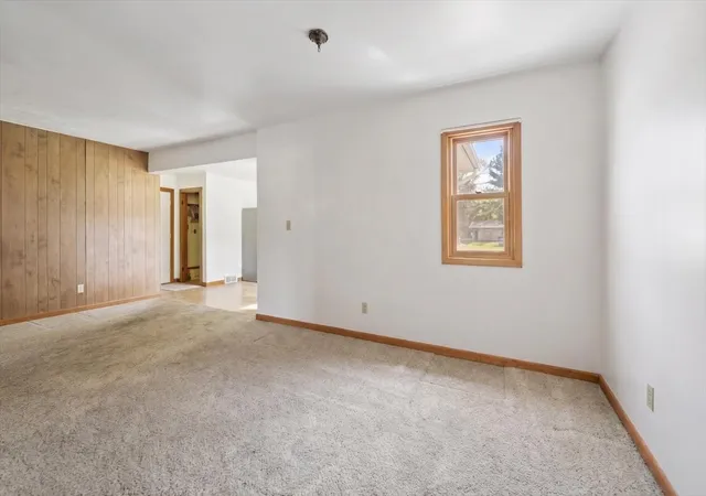 Homes for sale in Joliet, IL | 2504 Commonwealth Ave, Joliet, IL 60435 | MLS# 12677138