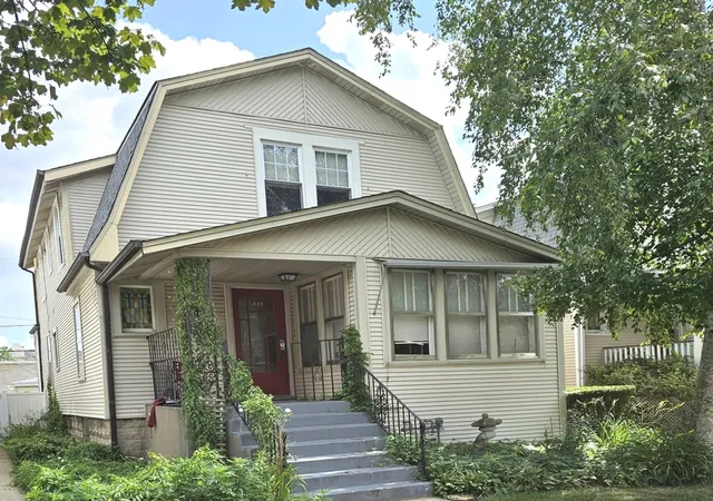 2nd image of 5445 N Magnet Ave, Chicago, IL 60630 | MLS# 12677202