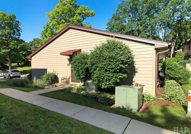 Homes for sale in Fox Lake, IL | 71 Mariner Ln #71, Fox Lake, IL 60020 | MLS# 12677208