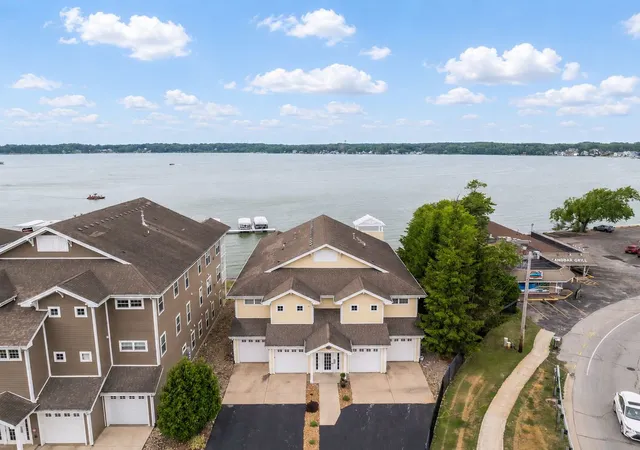 Homes for sale in Cedar Lake, IN | 13232 Lake Shore Dr #101, Cedar Lake, IN 46303 | MLS# 12677215