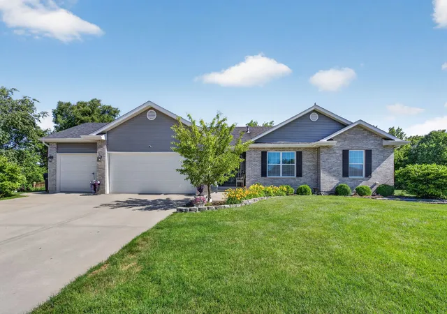 1st image of 800 E Short Dr, Coal City, IL 60416 | MLS# 12677249