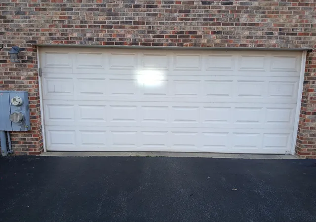 Homes for sale in Palos Hills, IL | 11323 S Roberts Rd #C, Palos Hills, IL 60465 | MLS# 12677287