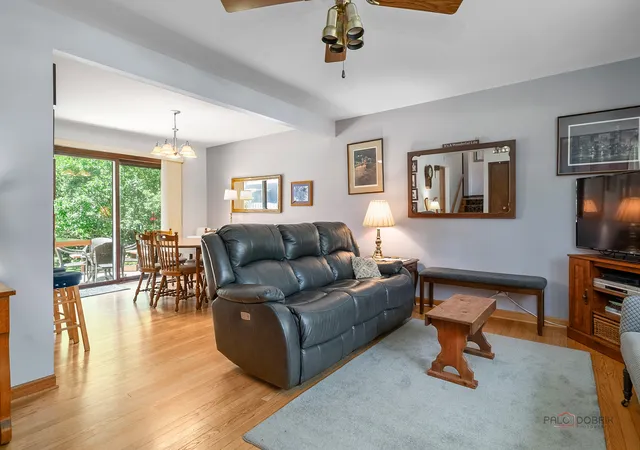 Homes for sale in Lake In The Hills, IL | 1407 Washington St, Lake In The Hills, IL 60156 | MLS# 12677350
