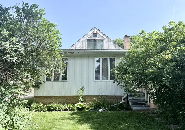 Homes for sale in Chicago, IL | 7607 W Hortense Ave, Chicago, IL 60631 | MLS# 12677380