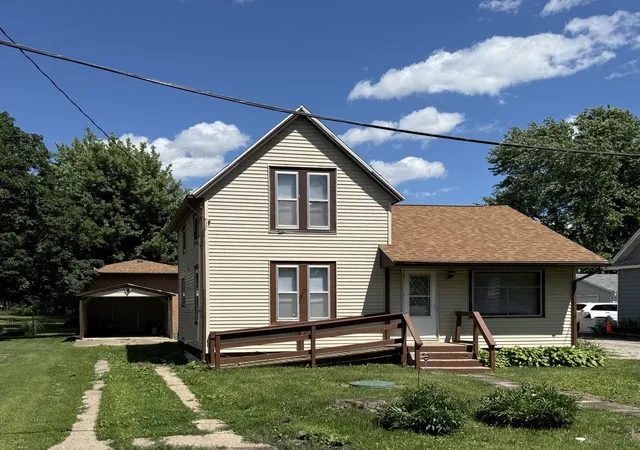 Photo 1 of Single family home for sale at 14180 Elmira Rd, Toulon, IL 61483 | MLS# 12677383 | Listing updated on 2026-07-29