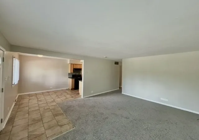 Homes for sale in South Holland, IL | 606 E 164Th Pl, South Holland, IL 60473 | MLS# 12677417