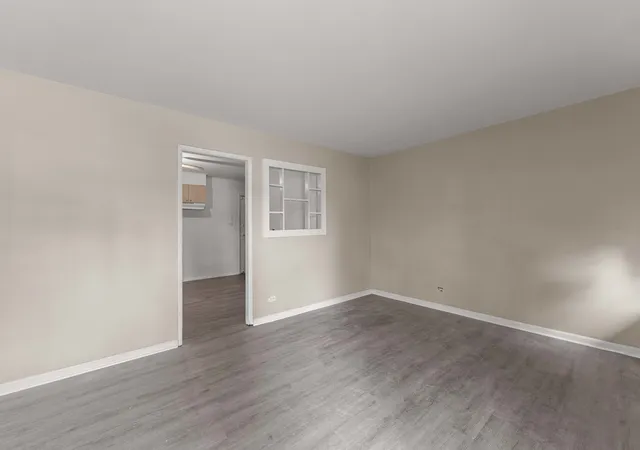 4th image of 172 W 158Th St, Harvey, IL 60426 | MLS# 12677447