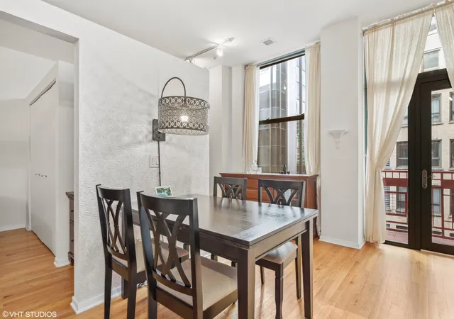 Homes for sale in Chicago, IL | 208 W Washington St #1801, Chicago, IL 60606 | MLS# 12677462