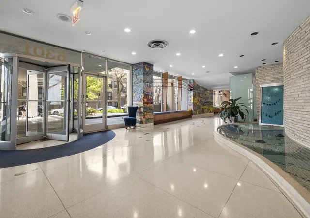 Homes for sale in Chicago, IL | 6301 N Sheridan Rd #12C, Chicago, IL 60660 | MLS# 12677528