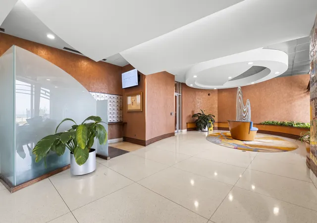 Homes for sale in Chicago, IL | 6301 N Sheridan Rd #12C, Chicago, IL 60660 | MLS# 12677528