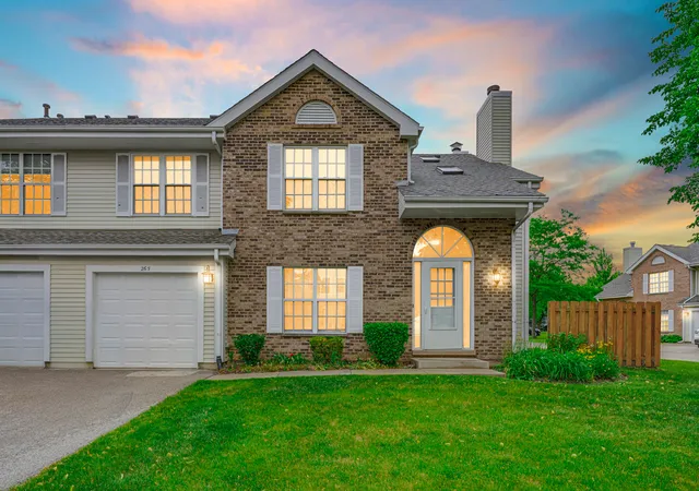 1st image of 265 Yorkshire Ct, Gurnee, IL 60031 | MLS# 12677564