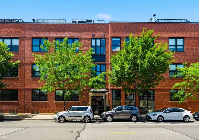 Homes for sale in Chicago, IL | 1728 N Damen Ave #309, Chicago, IL 60647 | MLS# 12677591