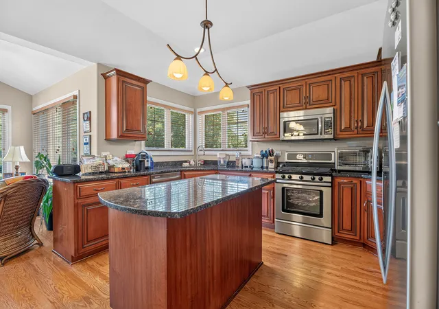 4th image of 8967 Holland Harbor Cir, Frankfort, IL 60423 | MLS# 12677667