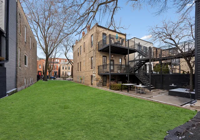 2nd image of 1337 N Oakley Ave, Chicago, IL 60622 | MLS# 12677676