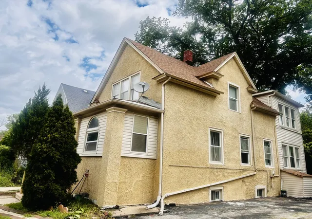 3rd image of 1005 N 5Th Ave, Maywood, IL 60153 | MLS# 12677749