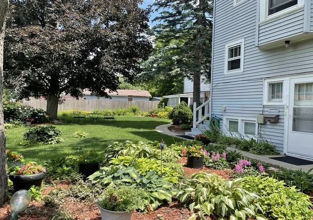 2nd image of 6872 W 173rd Pl Sw, Tinley Park, IL 60477 | MLS# 12677756