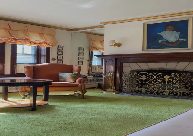 Homes for sale in Chicago, IL | 5618 S Blackstone Ave S, Chicago, IL 60637