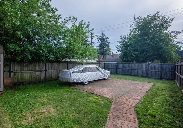 16th image of 12402 S Racine Ave, Calumet Park, IL 60827 | MLS# 12677881