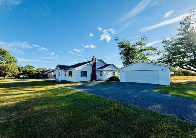 2nd image of 17695 Route 37 Hwy, Johnston City, IL 62951 | MLS# 12677888