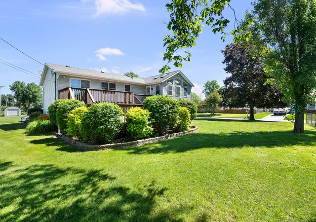 Homes for sale in Andalusia, IL | 504 4th Ave W, Andalusia, IL 61232 | MLS# 12677891