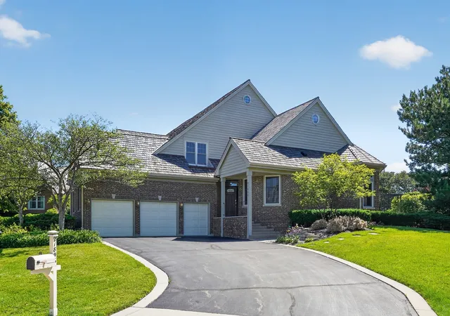 Homes for sale in Ivanhoe, IL | 21896 W Vernon Ridge Dr, Ivanhoe, IL 60060 | MLS# 12677912
