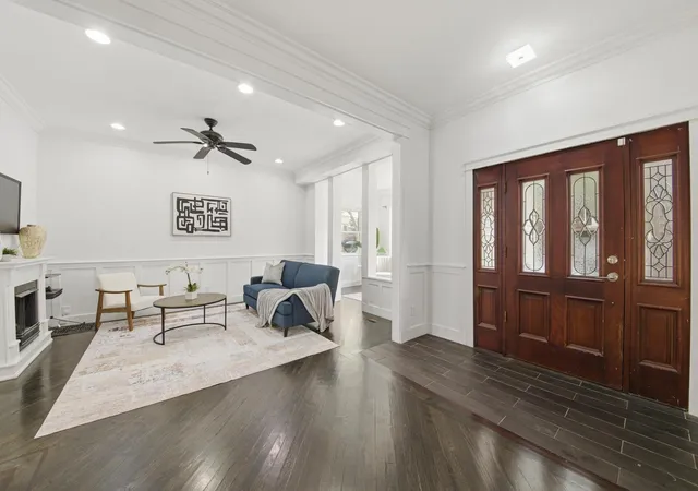 3rd image of 2446 W Pensacola Ave, Chicago, IL 60618 | MLS# 12677920