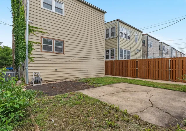 39th image of 4935 W Henderson St, Chicago, IL 60641 | MLS# 12677954