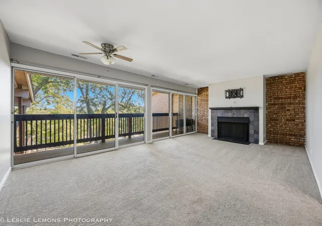 3rd image of 5801 Oakwood Dr, Lisle, IL 60532