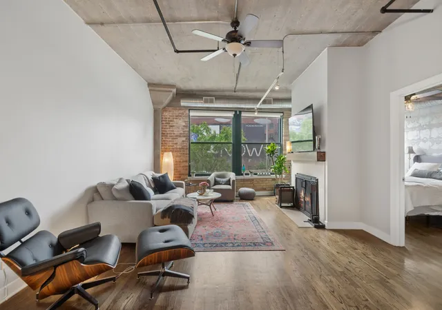 4th image of 411 W Ontario St #312, Chicago, IL 60654 | MLS# 12678102