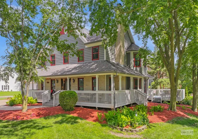 3rd image of 925 Merrill New Rd, Sugar Grove, IL 60554 | MLS# 12678103