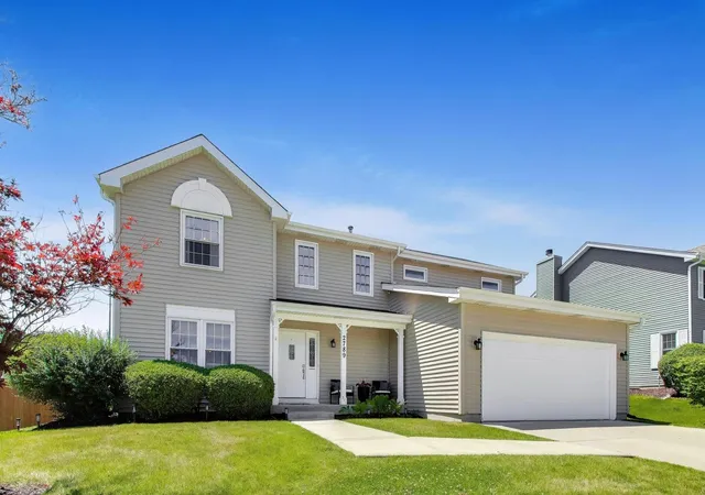 Homes for sale in Elgin, IL | 2789 Randall Ridge Dr, Elgin, IL 60124 | MLS# 12678204