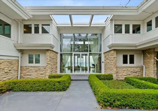 1st image of 2441 Woodbridge Ln, Highland Park, IL 60035 | MLS# 12678213