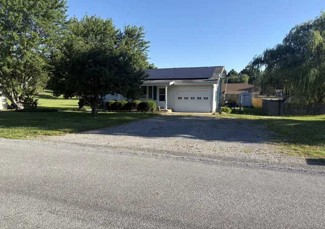 1st image of 108 Linck St, Marion, IL 62959 | MLS# 12678226