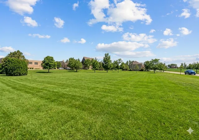 Homes for sale in Orland Park, IL | 13210 Georgetown Dr, Orland Park, IL 60462 | MLS# 12678255