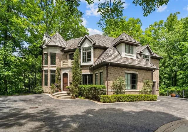 Homes for sale in Highland Park, IL | 2390 Woodpath Ln, Highland Park, IL 60035 | MLS# 12678266