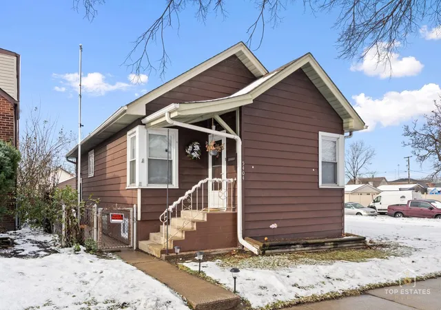 Single family home for sale at 5404 S 72nd Court, Summit, IL 60501 | MLS# 12678271