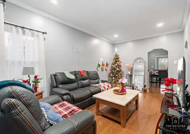 Photo 3 of Single family home for sale at 5404 S 72nd Court, Summit, IL 60501 | MLS# 12678271 | Listing updated on 2026-08-06