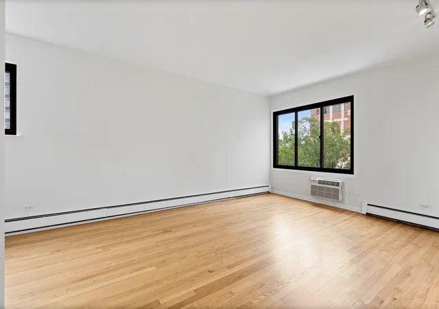 Homes for sale in Chicago, IL | 455 W Saint James Pl #506, Chicago, IL 60614 | MLS# 12678310