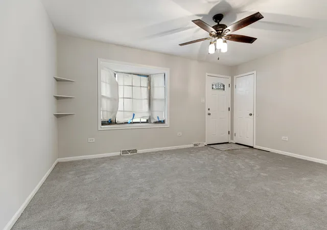 3rd image of 110 N Oak Ln, Glenwood, IL 60425 | MLS# 12678349