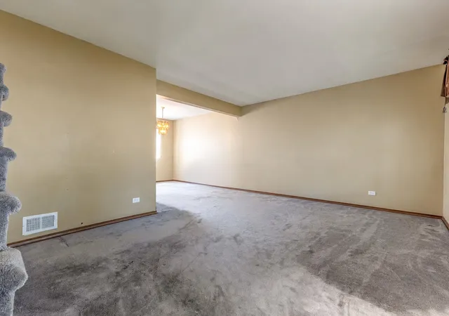 4th image of 793 Santa Fe Ct, Carol Stream, IL 60188 | MLS# 12678361