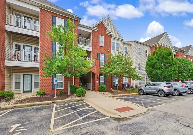 Homes for sale in Urbana, IL | 1905 N Lincoln Ave #317, Urbana, IL 61801 | MLS# 12678420