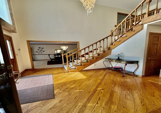 3rd image of 156 Elizabeth Ct, Wood Dale, IL 60191 | MLS# 12678495