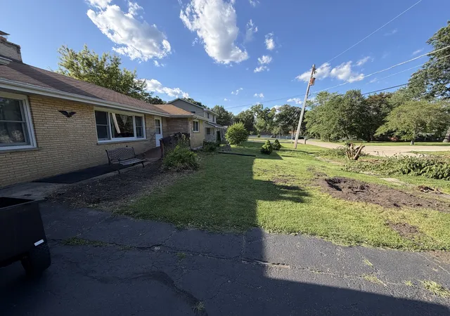 2nd image of 36412 N Tamarack Dr, Ingleside, IL 60041 | MLS# 12678526
