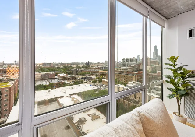 Homes for sale in Chicago, IL | 1845 S Michigan Ave #1605, Chicago, IL 60616 | MLS# 12678531