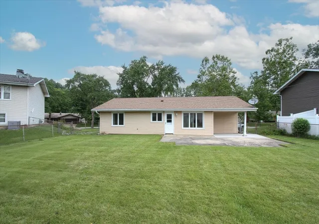 25th image of 1475 Rosedale Ln, Hoffman Estates, IL 60169 | MLS# 12678532
