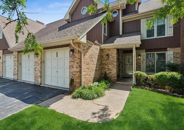 Photo 1 of Townhouse for sale at 503 Country Ln, Des Plaines, IL 60016 | MLS# 12678559 | Listing updated on 2026-07-31