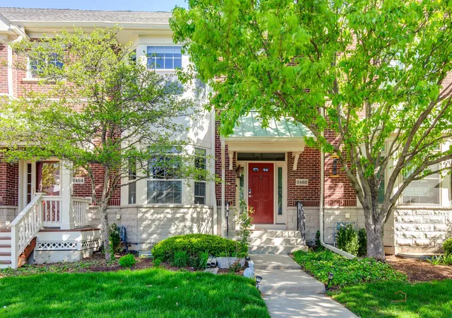 Homes for sale in Glenview, IL | 2460 Violet St, Glenview, IL 60026 | MLS# 12678594